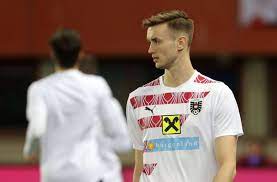 He is of serbian descent. Sasa Kalajdzic Vom Vfb Stuttgart Wie Der Torjager Osterreichs Em Chancen Bewertet Vfb Stuttgart Stuttgarter Nachrichten