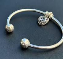 Estate Genuine PANDORA 925 sterling silver Bangle Bracelet & Heart Love You  Char
