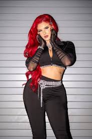 Justina Valentine adicionou uma foto nova.