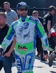 Mikkel er meget målrettet personligt såvel som professionelt. Ses Profil Hans Andersen Vojens Speedway Center