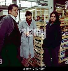 Amore, Fernsehfilm, Regie: Klaus Lemke, Deutschland, 1978, Kuss Szene: Inge  Maria Kretschmer, auch bekannt als Cleo Kretschmer und Pietro Giardini.  Amore, TV film, directed by Klaus Lemke, Germany, 1978, Kiss scene: Inge