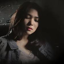 verse 1 tak pernah terbayang akan jadi seperti ini pada akhirnya semua waktu yang pernah. Lirik Lagu Isyana Sarasvati Tetap Dalam Jiwa News Entertainment Fimela Com