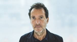 Pierre Charpin, clear lines