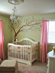 Kinderzimmer mit elegantem design in rot und weiß. Babyzimmer Gestalten Mit Kreativen Deko Ideen Kinderzimmer Fur Madchen Kinder Zimmer Babyzimmer Gestalten