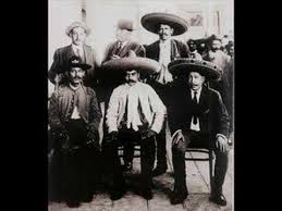 Mientras tanto, los constitucionalistas habían retrocedido hacia puebla y veracruz. Video De Emiliano Zapata Y Pancho Villa Youtube