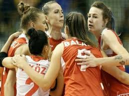 Dia adalah atlet voli yang bertalenta dari turki. Turki Beri Kekalahan Kelima Thailand Di Volleyball Nations L Liga Olahraga