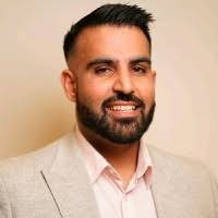 400+ perfiles de «Kahlon»