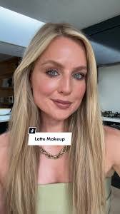 Denise Boyle's Instagram, Twitter & Facebook