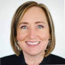 Angie Clift's Instagram, Twitter & Facebook