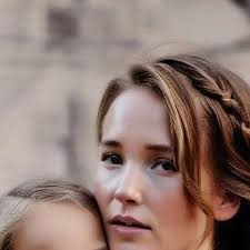 Explore personalized AI characters related to “prim fiorire"|PolyBuzz