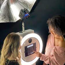 Photo booth app for ios requires ipad 2 or later and ipad mini or later, such as ipad 2, 3rd and 4th generations, air and air 2, ipad mini 1st generation, 2 4) now it is time to take photos with photo booth app on ipad. Best Dslr Photo Booth Software Review 2021 Booth Masters