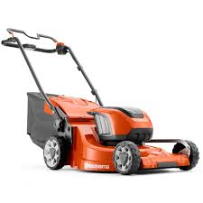 From self propelled options through to automated mowing solutions, our diverse range of battery mowers allow users to accomplish more using a single rechargeable battery. Purchase Husqvarna Lc347ivx 47cm Cordless Self Propelled Lawnmower Body Only 967862301 From Radmore Tucker