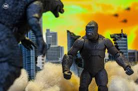 The listings were spotted by kaiju news outlet. Godzilla Vs Kong Face Off Godzilla Toys Godzilla Vs Godzilla