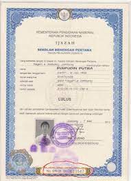 Mengecek keaslian ijazah bisa dilakukan secara online tanpa harus mendatangi kampus perguruan tingi dimana ijazah tersbut dikeluarkan. Cara Melihat Letak Nomor Ijazah Sd Smp Sma D3 S1 Dosenpintar Com
