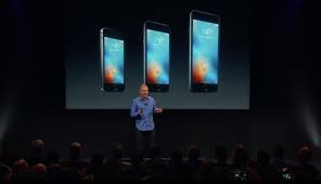 Apple's keynote is a powerful and elegant presentation app that can hold its own with microsoft's powerpoint. Watch Apple S Iphone Se Keynote In Just 90 Seconds