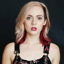 Madilyn Bailey's Instagram, Twitter & Facebook