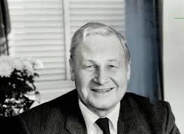Former chiefs: Jack Ackroyd, left, and Harold Adamson are credited for  taking the first steps to improve relations between Metro police and  minorities when they headed the force