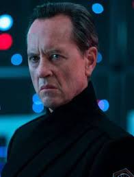 Oscar Isaac: Rise of Skywalker reveals Poe's past isn't squeaky clean'