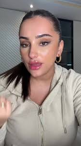 Arbnora (@_arbnooraa)