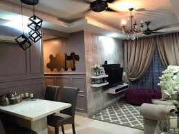 Nah, berikut kami sajikan beberapa kreasi hiasan dinding ruang tamu yang bisa kamu tiru. Transformasi Rumah Sempit 680 Sqft Jadi Kondo Mewah Elegan Gambar Sebelum Vs Selepas Ilham Dekorasi