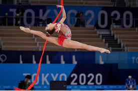 In the hoops category, ashram was bested by dina averina, while in the clubs exercise it was arina who came on top. X Tabydxdlf3wm