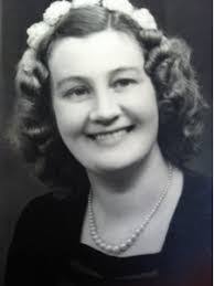 Daisy Bland's Instagram, Twitter & Facebook