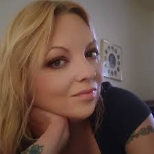 Tiffany Tracey's Instagram, Twitter & Facebook