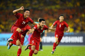Đối thủ của họ không ai khác chính là nhà đương kim vô địch bayern munich. Co Nen Xem Bong Ä'a Trá»±c Tiáº¿p Tren Website Khong Tá»· Gia Quy Ä'á»•i Thong Tin Tiá»n Tá»‡ Tá»· Gia Chá»©ng Khoan Má»›i Nháº¥t