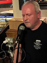 Old broadsheet articles about performers