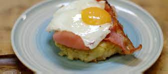 James Martin Apple And Potato Rosti Recipe On Home Comforts At Christmas Rosti Recipe Potato Rosti Recipe James Martin Recipes