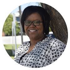 Shannon Temple's Instagram, Twitter & Facebook