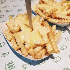 Black And White Shake Shake Shack 10 Things We Never Knew About Shake Shack Food Food Cravings Love Food