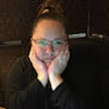 Emily Benzing's Instagram, Twitter & Facebook