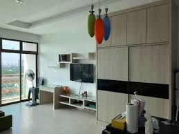 A studio typically consists of one bathroom and a main room that serves as the living room, bedroom and kitchen. Palazio Studio Apartment 2 Carpark For Rent 4900 Hao Property