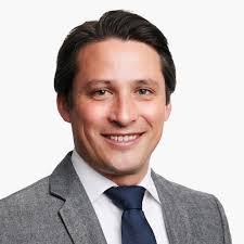 Andrew Kummer's Instagram, Twitter & Facebook