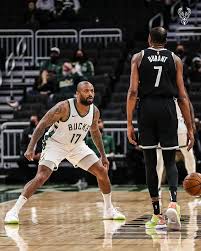As tucker started to complain, durant sent some choice words his way, which started a little scuffle. Pratik Patel This Is The Loosest The Bucks Have Been