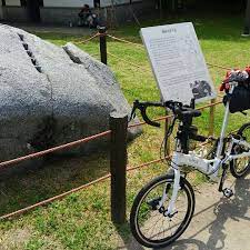 名古屋にて caracle 折り畳み自転車 ミニベロ 自転車