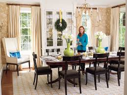 Whether you want inspiration for planning dining table decor or are building designer dining table decor from scratch, houzz has 261 pictures from the best designers, decorators, and architects in the country, including volquardsen architekten partnerschaft and kopal jaitly photography. Stylish Dining Room Decorating Ideas Southern Living