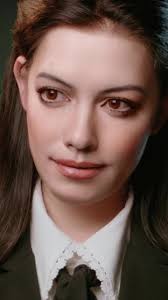 Anne Hathaway Makeup Wrong in The Idea of You