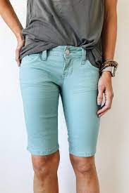 13 Cute Pairs Of Knee Length Shorts Perfect For Summer 2017 Shorts Outfits Women Womens Shorts Bermuda Shorts