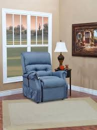 Power Lift Recliner If You Or A Loved One Needs Help Sitting Down Or Standing Back Up A Lift Chair Recliner O Lift Recliners Lift Chair Recliners Lift Chairs