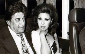 تفاصيل من حياة الفنانة فريال كريم. ÙØ±ÙŠØ§Ù„ ÙƒØ±ÙŠÙ… Ø£ÙØ±Ø­Øª Ù‚Ù„ÙˆØ¨ Ø§Ù„Ù†Ø§Ø³ ÙˆÙ‚Ù„Ø¨Ù‡Ø§ Ø¹Ù„ÙŠÙ„ Ø±ØµÙŠÙ 22
