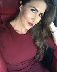 Zoe Vanderweide wears bras like it's her job—because it is. So you can  trust her when she says this bralette that she sports in her off-hours  provides top-tier comfort. https://nyti.ms/4hPd5bz