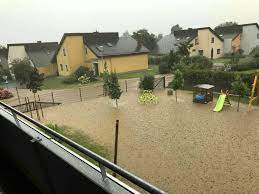 Insgesamt leben knapp neun millionen menschen in österreich. Starke Unwetter In Niederosterreich Der Steiermark Und Im Burgenland Osterreich Vienna At
