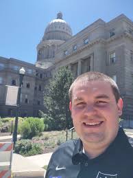 Brad Coombs (@TheIronPotato_)