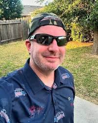 I'm from US 🇺🇸 I need a husband ❤️❤️🇺🇸🇺🇸🫡🫡