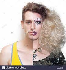 A drag queen is a man who dresses, and often acts, like a caricature woman often for the purpose of entertaining. Drag Queen Vor Und Nach Dem Make Up Stockfotografie Alamy