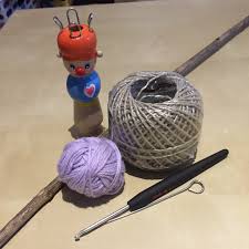 Katzen lieben spielangeln und wir haben für jede katze die passenden katzenangel. Die Strickliesel Und Die Spielangel Revvet De