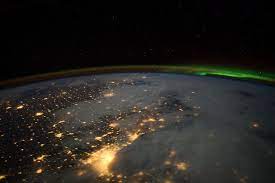Greater Chicago Metropolitan Area Nasa International Space Station 02 02 12 Northern Lights Aurora Borealis From Space Outer Space Photos