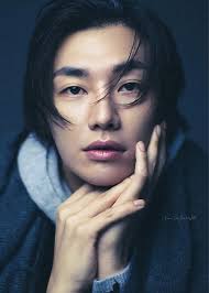 𝗜𝗨, 𝗥𝘆𝘂 𝗝𝘂𝗻-𝘆𝗲𝗼𝗹 𝗲 𝗣𝗮𝗿𝗸 𝗝𝘂𝗻𝗴-𝗺𝗶𝗻 𝘀𝗮𝗿𝗮𝗻𝗻𝗼  𝗽𝗿𝗼𝘁𝗮𝗴𝗼𝗻𝗶𝘀𝘁𝗶 𝗱𝗲𝗹 𝗱𝗿𝗮𝗺𝗮 𝗠𝗼𝗻𝗲𝘆 𝗚𝗮𝗺𝗲 Il 28  gennaio, la Naver Webtoon ha annunciato che i tre attori si uniranno al  cast della nuova serie "Money